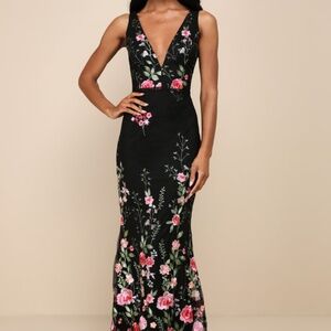 Lulus Soiree Blossom Black Floral Embroidered Mermaid Maxi Dress - Size L